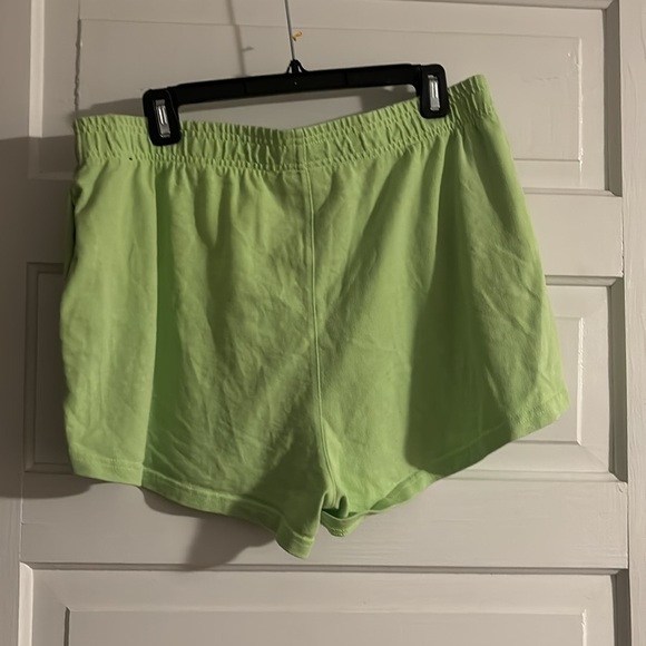 Nike Retro Lime Green Short - Picture 3 of 5